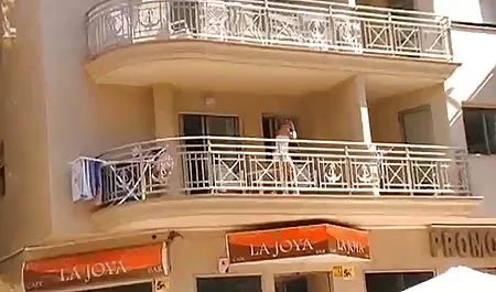 آهنگ سوئیت, سیاه, لباس سکسی زیبا بدون مو خشک