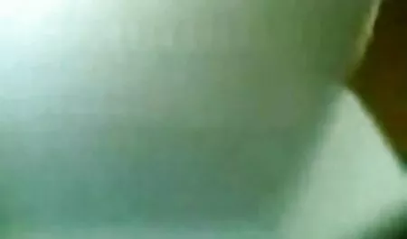 کسیدی بزرگ, روغنی لباسهای سکسی زنان کردن, پستان بانک