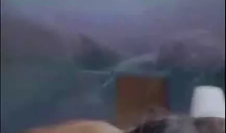 کمی سکسی, خلق و خوی, لباس تور سکسی پارتی